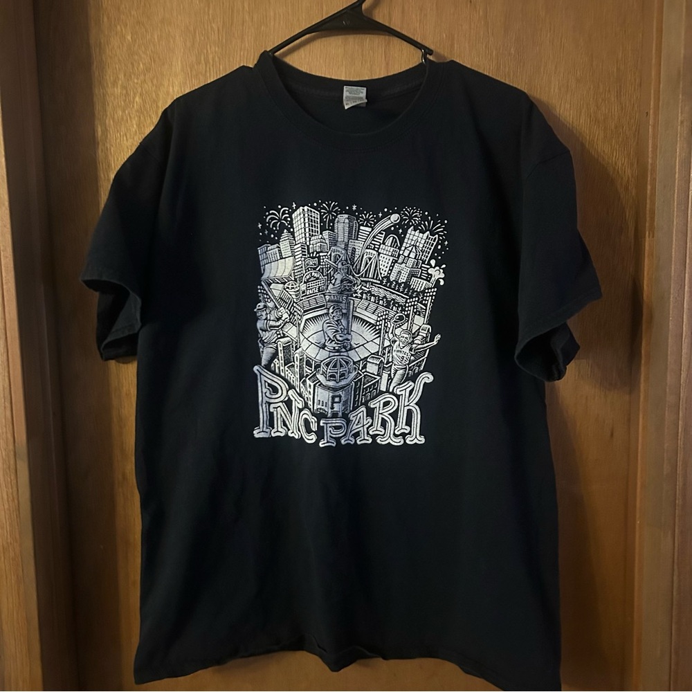Pittsburgh Pirates Black Tee with Graphic